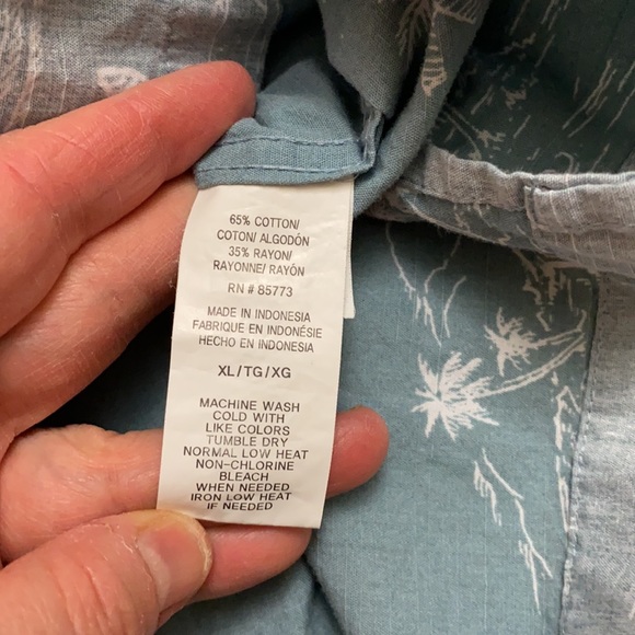 Jack O’Neill paisley shirt sleeve button down - Picture 8 of 10